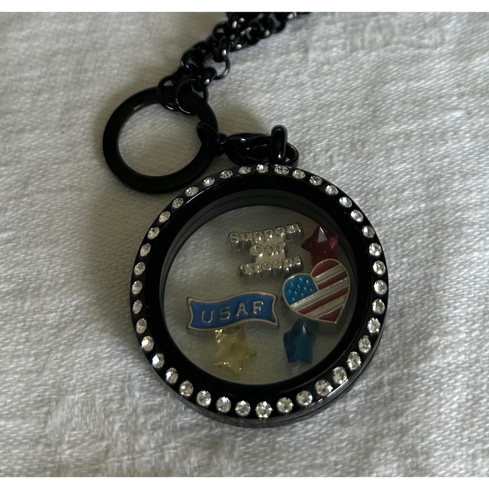 Origami Owl USAF Locket Necklace Support Our Troops Black Crystal Charms